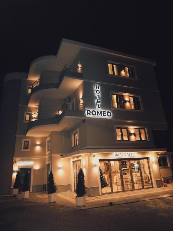 Hotel Romeo Korce Exterior photo