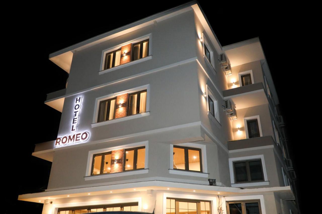Hotel Romeo Korce Exterior photo